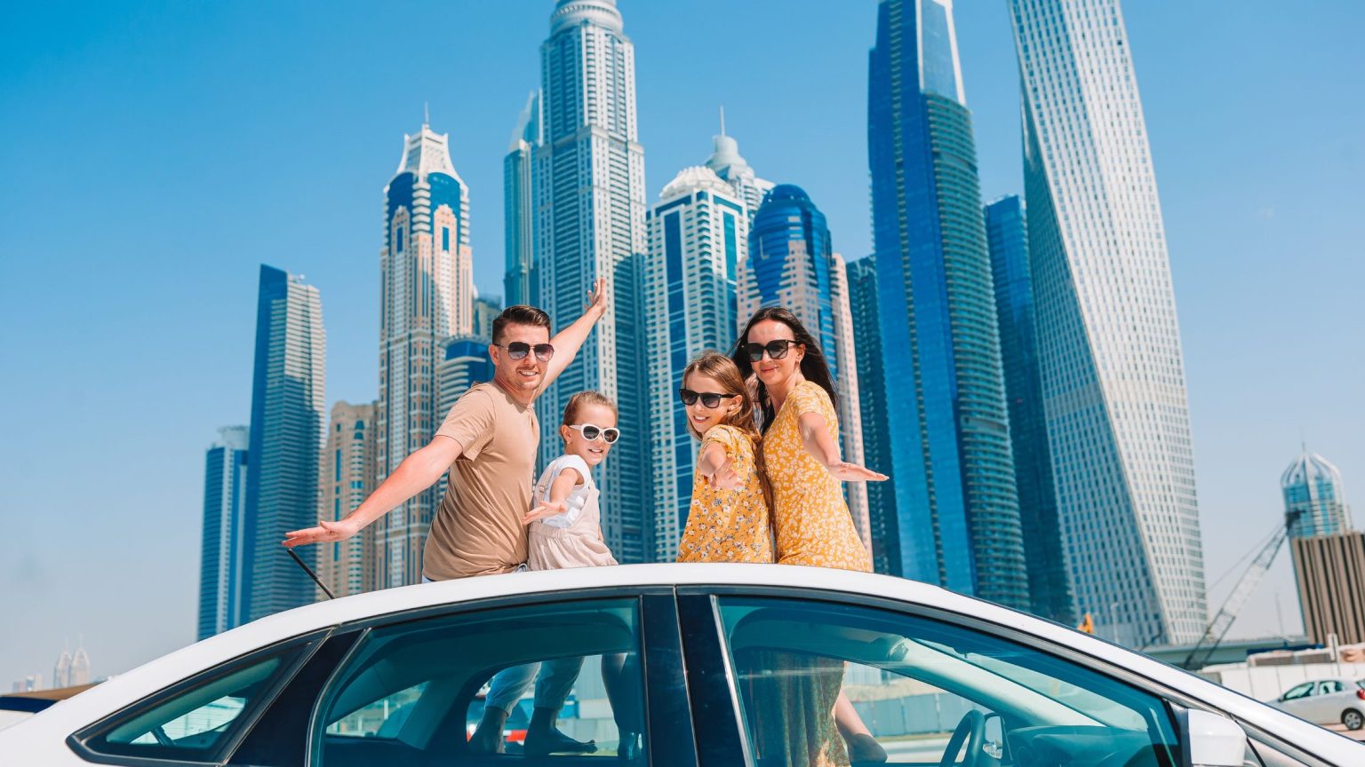 Ultimate Guide to Renting Luxury Cars in Dubai